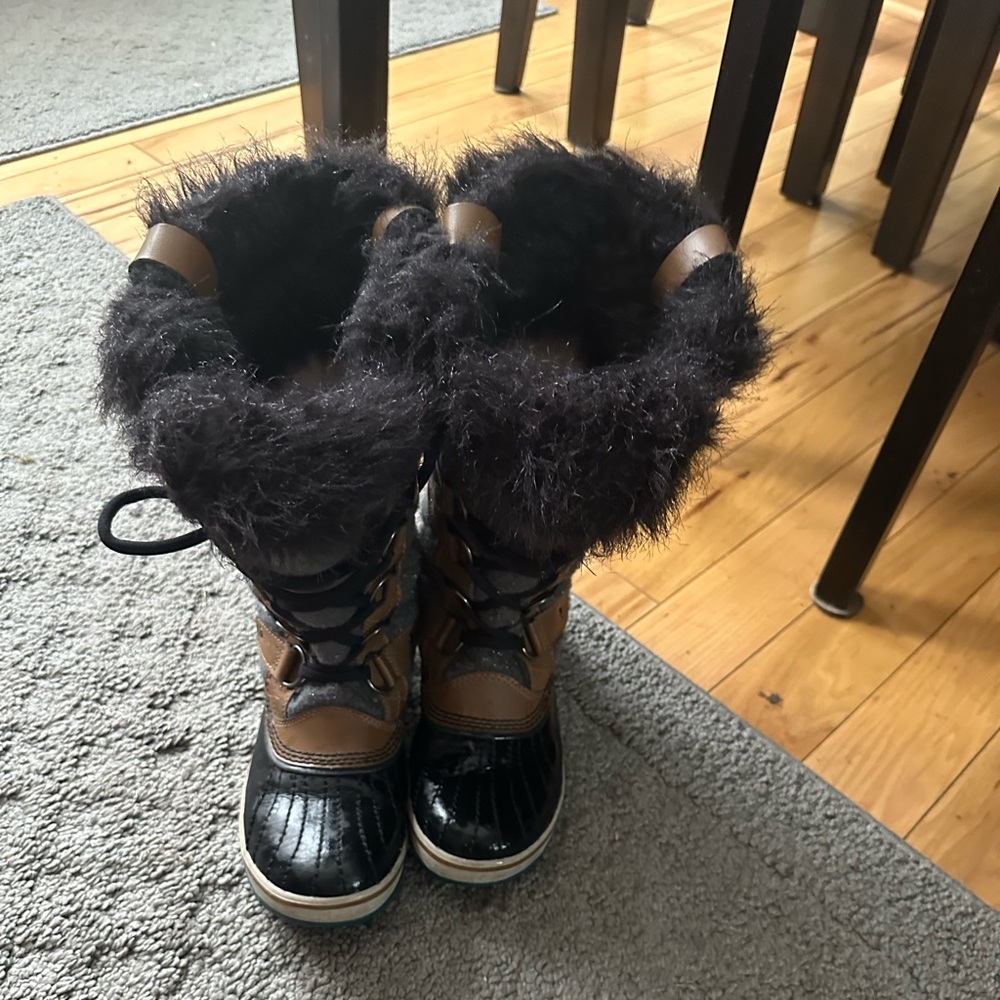 Sorel tofino herringbone tall insulated and waterproof women’s snow boots